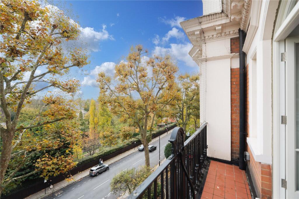 4 bedroom apartment for sale in North Gate, Prince Albert Road, St John's Wood, London, NW8